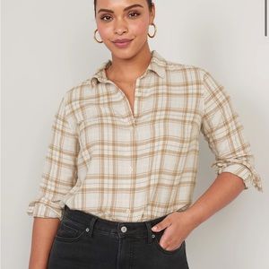 NWT Old Navy Women’s Cream Plaid Button Up Classic Flannel Size Small